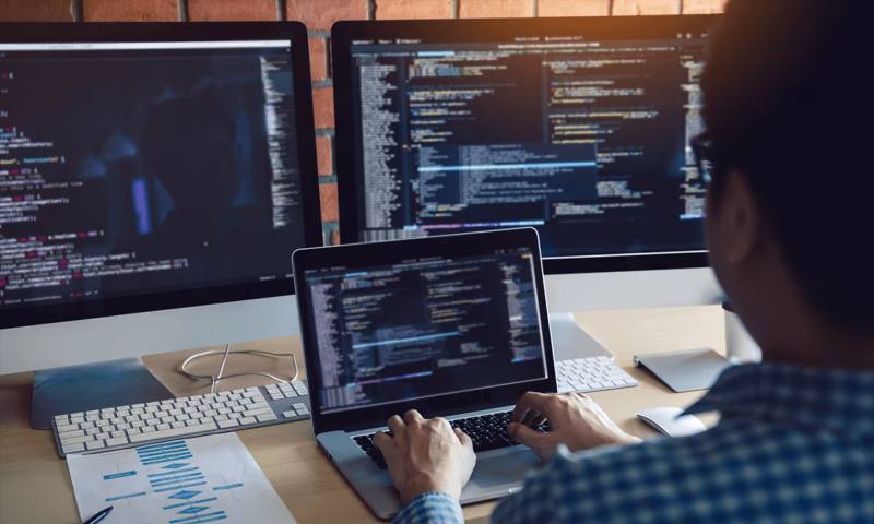 数据科学选型：R与Python如何赋能丹棱县网站建设？
